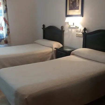 Guest house Don Paco 2*